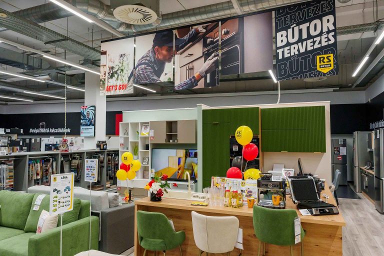 Fotó: MediaMarkt, RS bútor